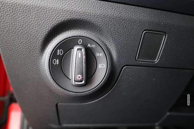 Seat Arona 1.0 TSI Style, LED, Standheizung, 1. Hand