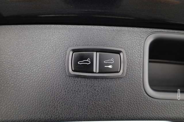 Porsche Macan GTS, LED, AHK, Pano, Luft, 20-Zoll, 1. Hand