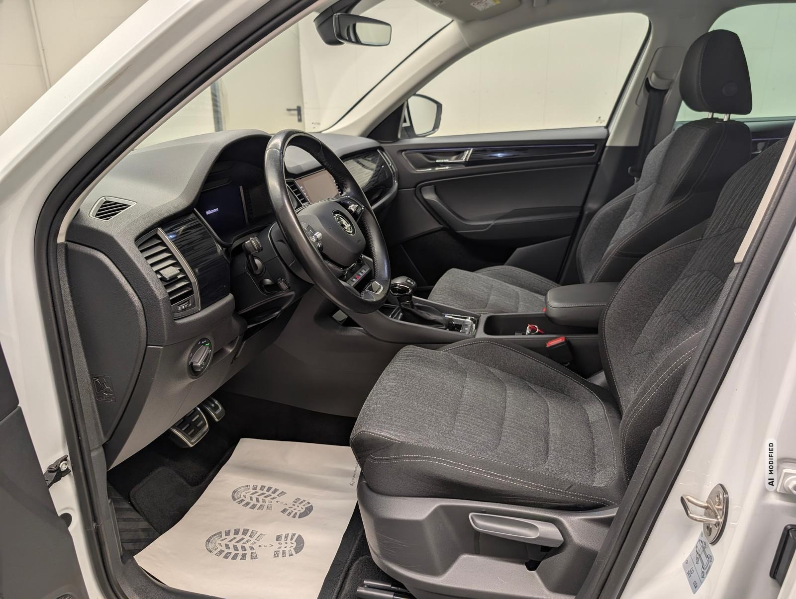 Skoda Kodiaq Style 4x4 7-Sitze/LED/Navi/Kam/SHZ/AHK
