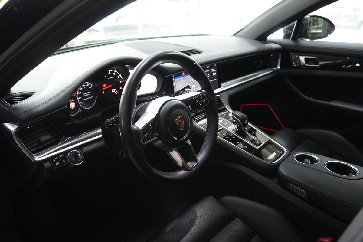 Porsche Panamera 4 PDLS Pano R.Cam Memory Bose 