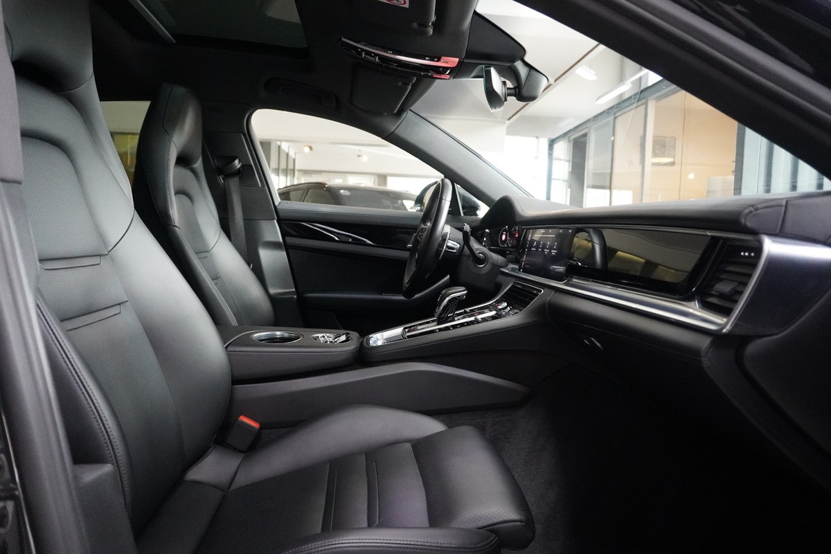 Porsche Panamera 4 PDLS Pano R.Cam Memory Bose 