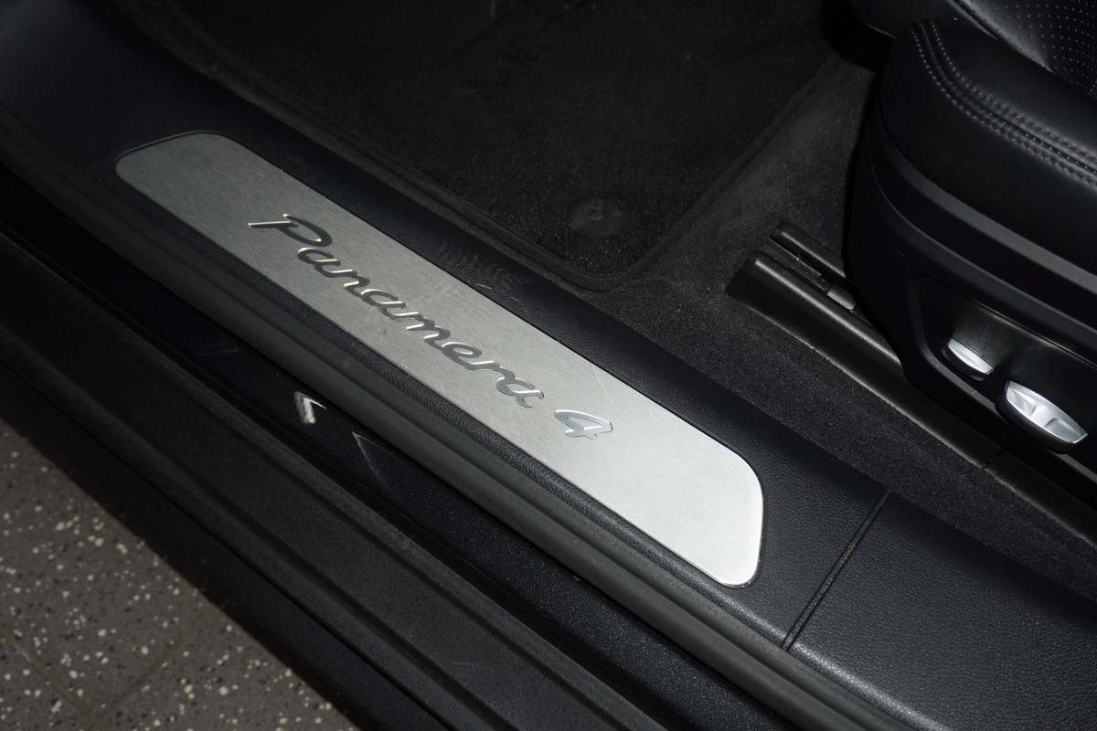 Porsche Panamera 4 PDLS Pano R.Cam Memory Bose 