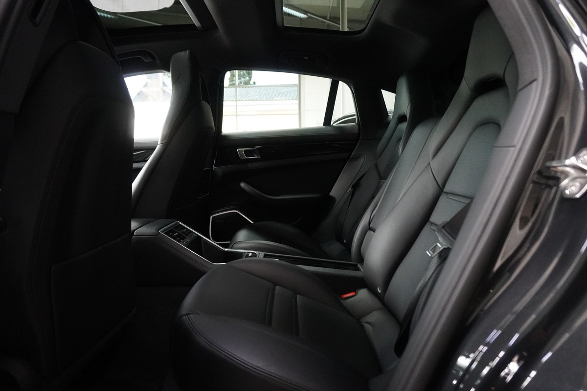 Porsche Panamera 4 PDLS Pano R.Cam Memory Bose 