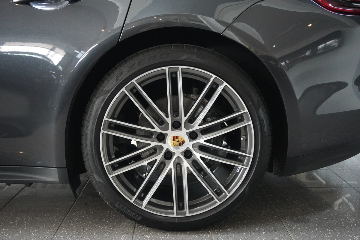 Porsche Panamera 4 PDLS Pano R.Cam Memory Bose 