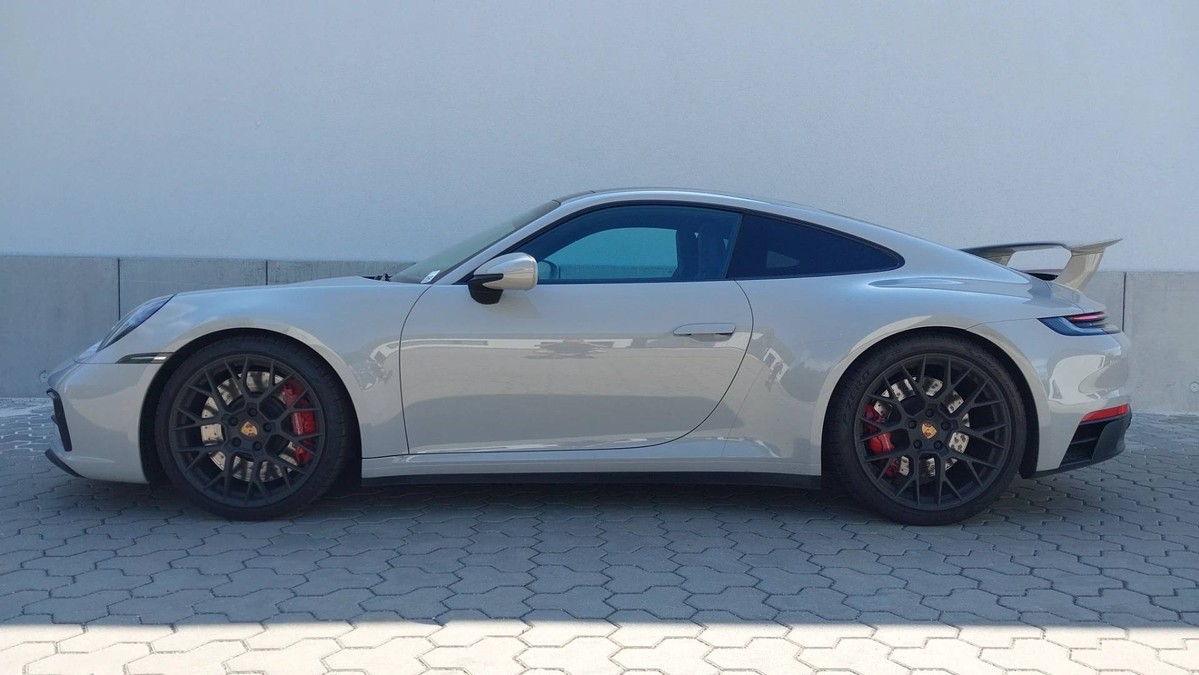 Porsche 992 Carrera 3.0 GTS 4 AERO-KIT / 1. HAND / LIFT / ACC / LED