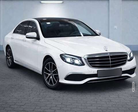 Mercedes-Benz E 400 E400 4Matic*ACC*NAV*LEDER*GARANTIE*