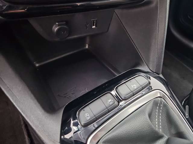 Opel Corsa F. KLIMA*TEMPO*NAV*KAM