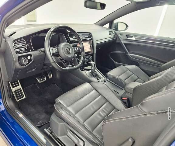 Volkswagen Golf R Lim. 4Motion 300PS*DIGITAL*LED*KAM*LEDER*