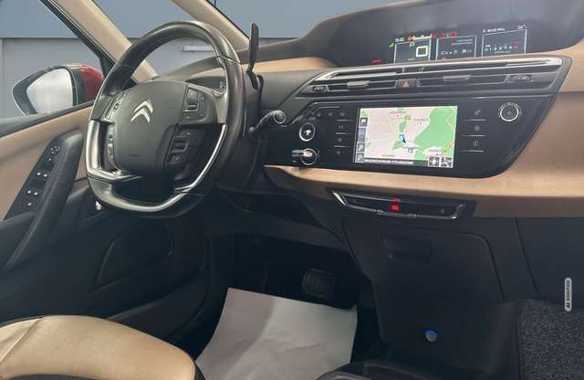 Citroën Grand C4 Picasso / SpaceTourer Grand C4 Spacetourer Selection 165 PS *LPG*VOLL*