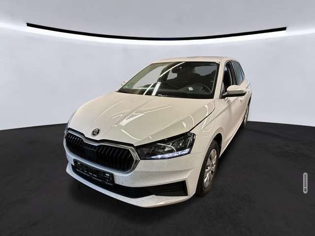 Skoda Fabia Active*PDC*LED** SHITZHEIZUNG*GARANITE*