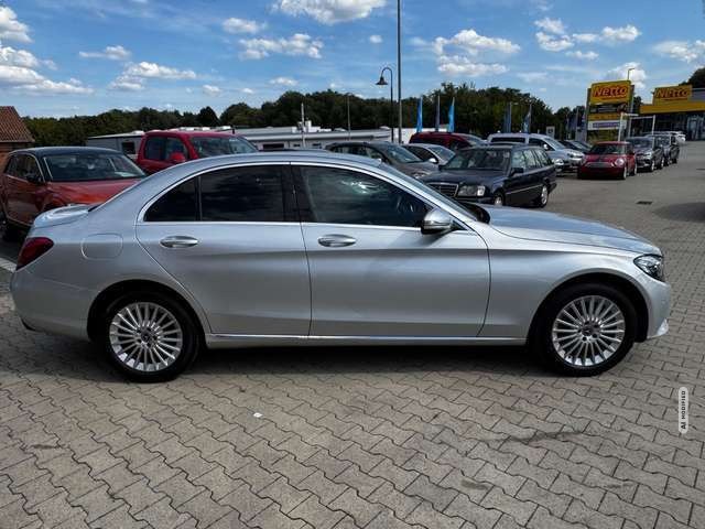 Mercedes-Benz C 200 Lim. 184 PS *NAVI*LED*PARK*TOTW*