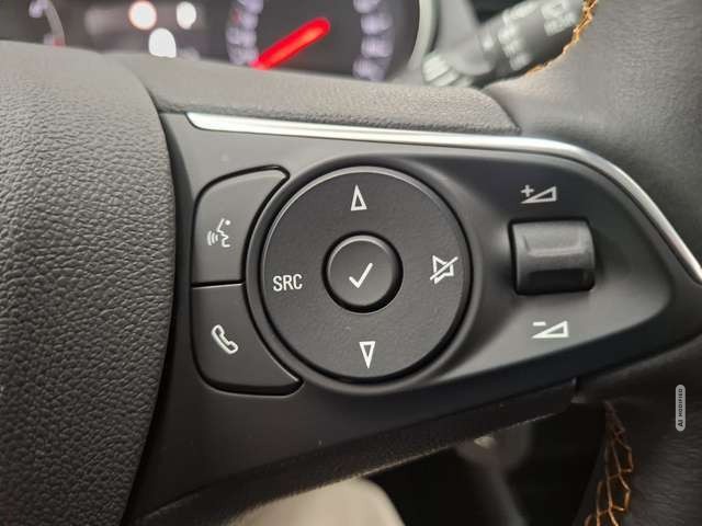 Opel Crossland X *PDC*SPURASST*AUTOMATIK*7400KM*NEU