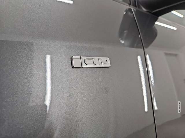 Volkswagen Touran 2.0 TDI Cup DSG 7-Sitzer