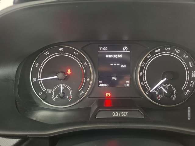 Skoda Fabia Ambition *LED*SHZ*CARPLAY*DAB*PDC*SPUR*