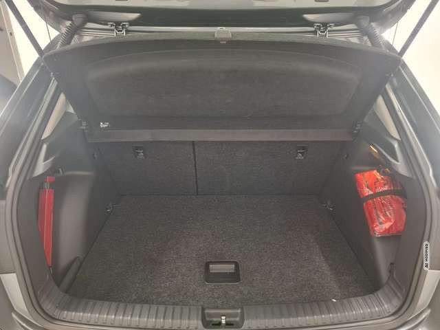 Skoda Fabia Ambition *LED*SHZ*CARPLAY*DAB*PDC*SPUR*