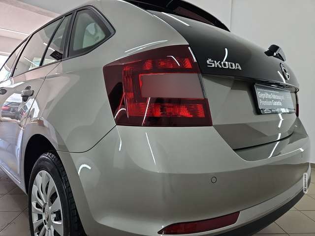 Skoda Rapid Spaceback Ambition *PANO*AUTOM*KLIMA*TOP*