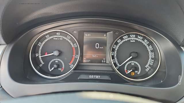 Skoda Rapid Spaceback Ambition *PANO*AUTOM*KLIMA*TOP*