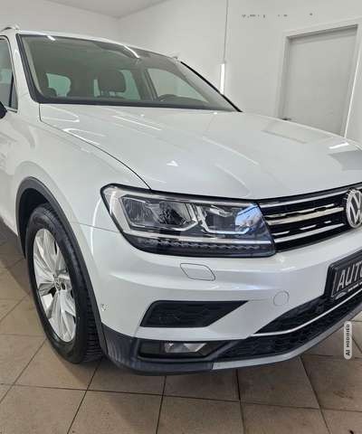Volkswagen Tiguan Highline 2.0 TDI DSG *PDC*KAM*PANO*ACC*