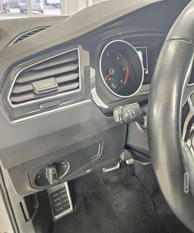 Volkswagen Tiguan Highline 2.0 TDI DSG *PDC*KAM*PANO*ACC*