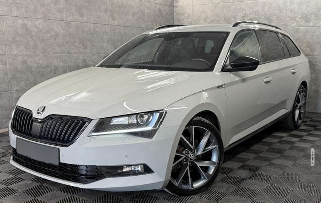 Skoda Superb Sportline 2.0 TDI Bi-Xenon*NAVI*AHK*TEMPO Klima