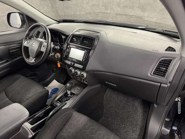 Mitsubishi ASX 2.0 Intro Edition 2WD Aut*Navi*LED*Kam*Tempo