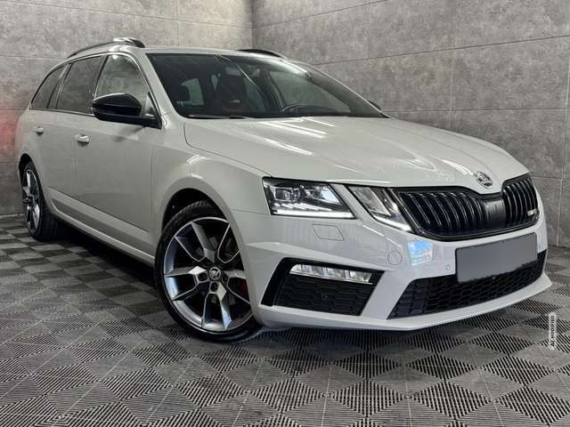 Skoda Octavia 2.0 TDI RS 4x4 DSG*Navi*LED*ACC*VC*PDC* Klima