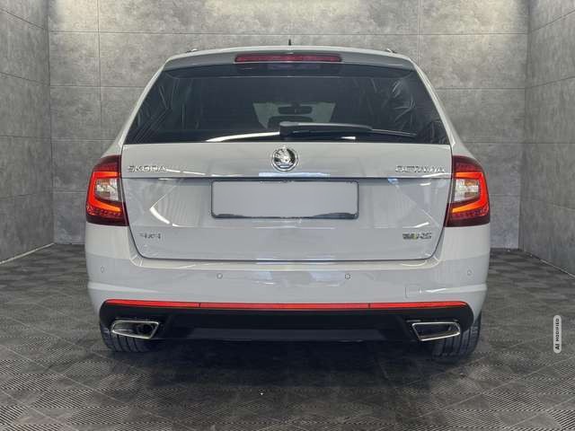 Skoda Octavia 2.0 TDI RS 4x4 DSG*Navi*LED*ACC*VC*PDC* Klima