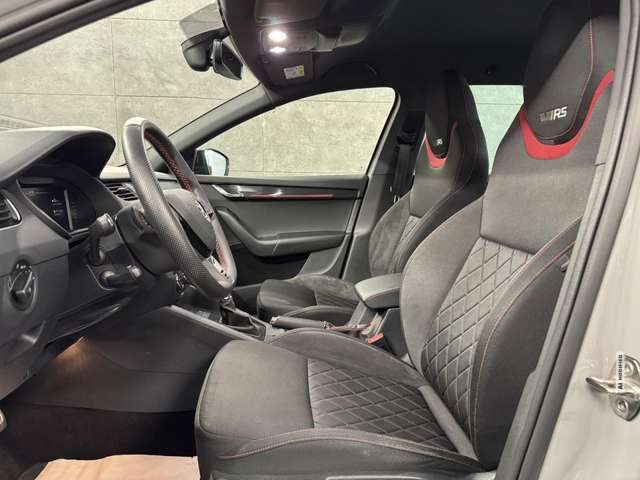 Skoda Octavia 2.0 TDI RS 4x4 DSG*Navi*LED*ACC*VC*PDC* Klima