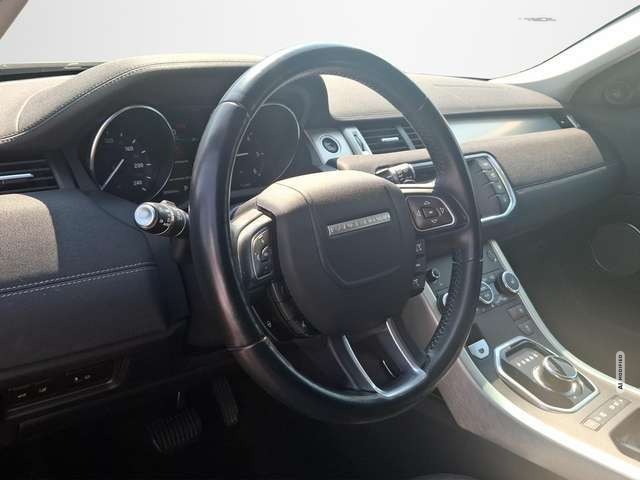 Land Rover Range Rover Evoque 2.0 TD4 SE Dynamic LEDER / NAVI