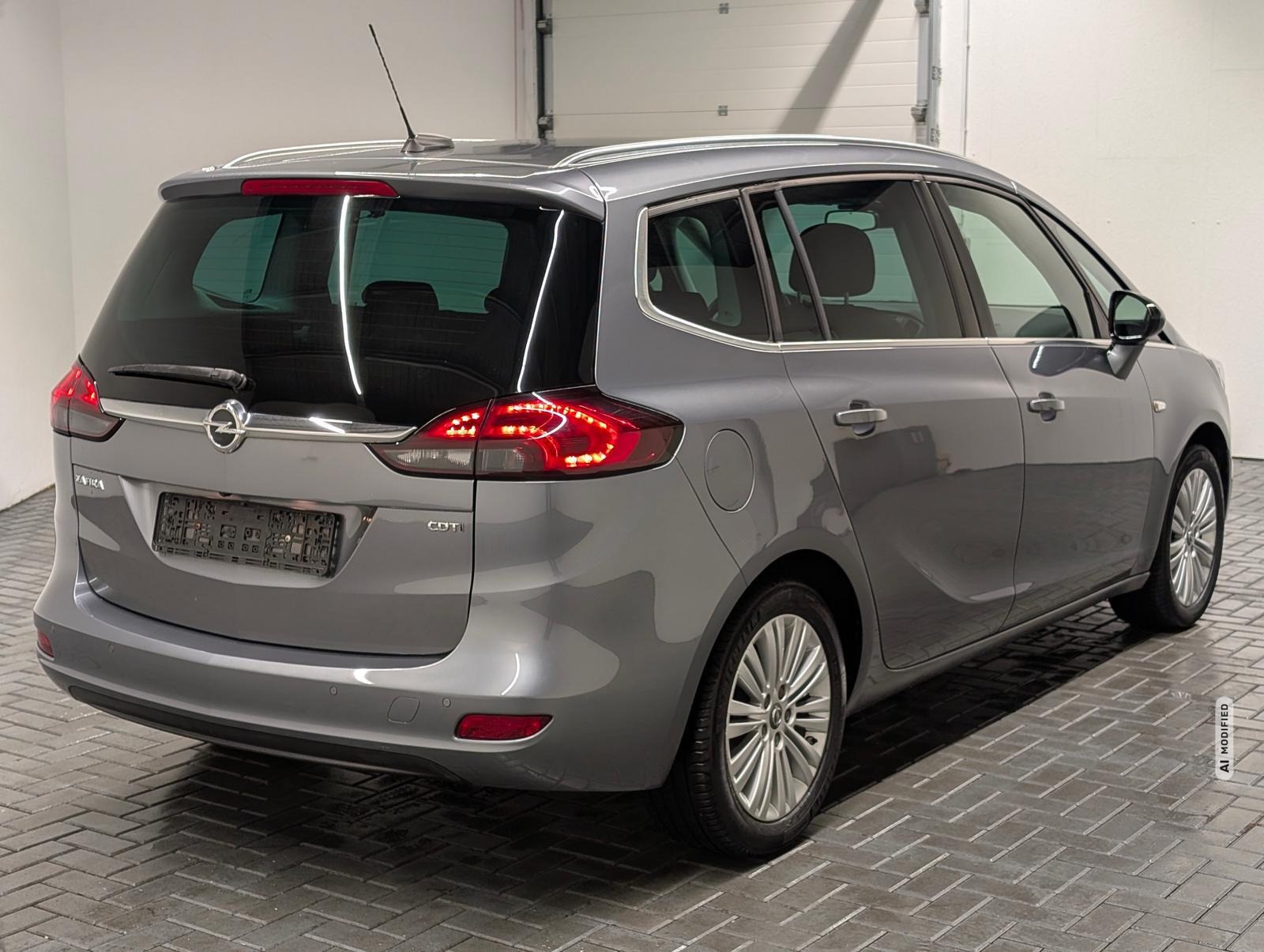 Opel Zafira Innovation LED/Nav/AHK/AGR/SHZ/Kam/17-LM