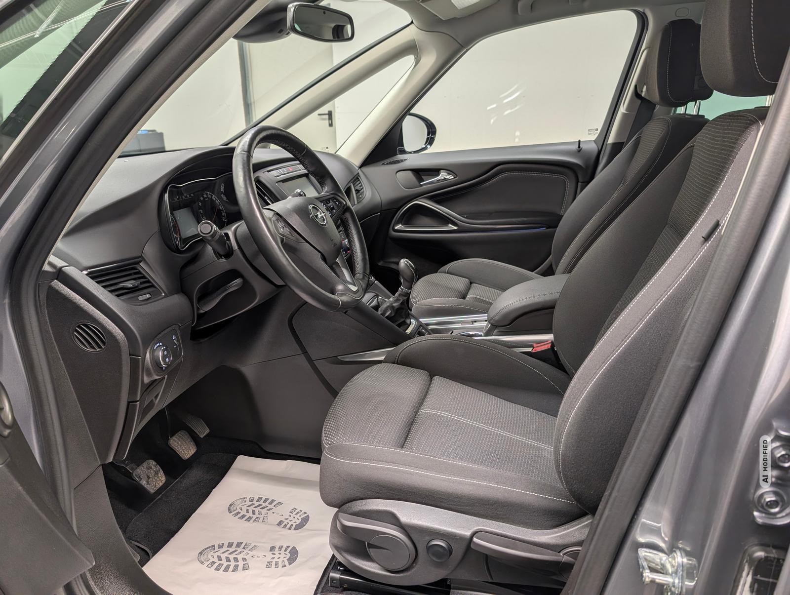 Opel Zafira Innovation LED/Nav/AHK/AGR/SHZ/Kam/17-LM