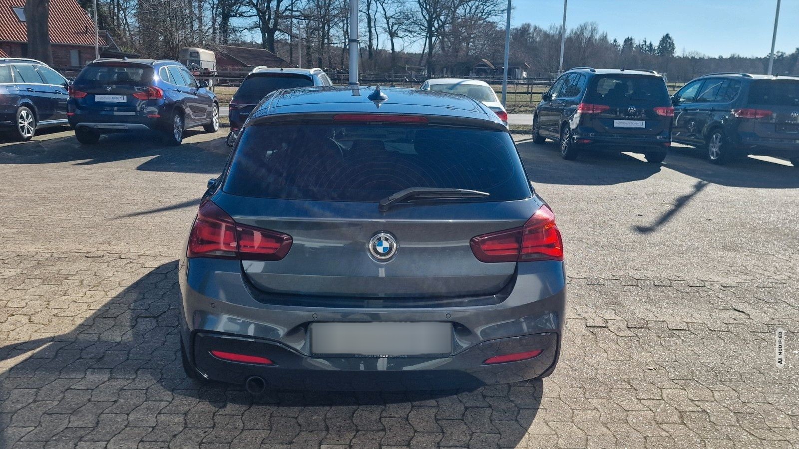 BMW 118 i M Sport Paket S/W Räder Shadow Line