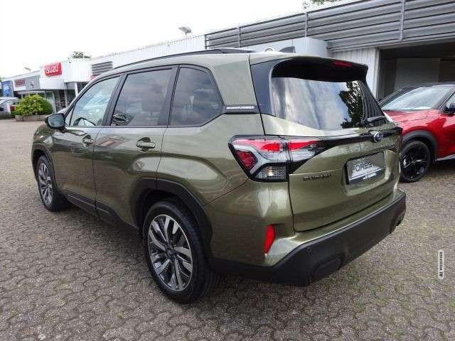 Subaru Forester 2.0 ie Platinum Leder Navi PGSD 360°