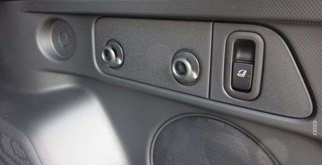 Subaru Forester 2.0 ie Platinum Leder Navi PGSD 360°