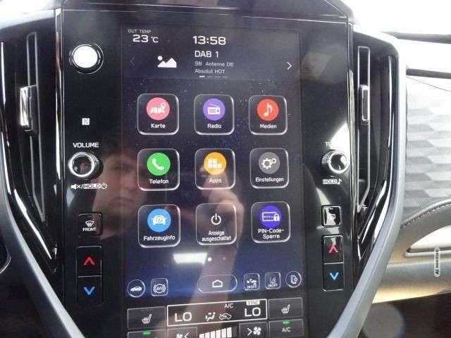 Subaru Forester 2.0 ie Platinum Leder Navi PGSD 360°