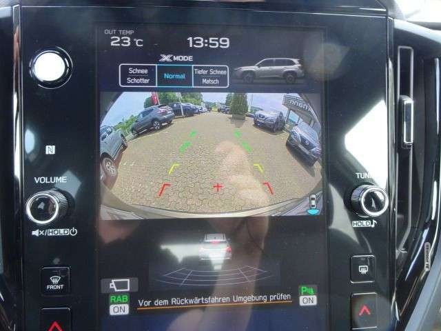 Subaru Forester 2.0 ie Platinum Leder Navi PGSD 360°