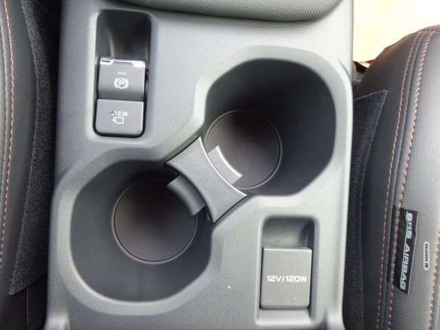 Subaru Forester 2.0 ie Platinum Leder Navi PGSD 360°