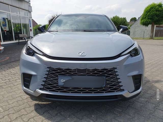Lexus LBX FWD Emotion