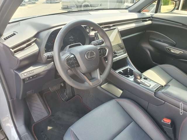 Lexus LBX FWD Emotion