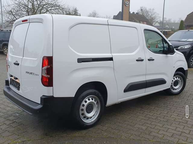 Toyota Proace City L1 1,5-l D-4D S&S Meister  + Navi