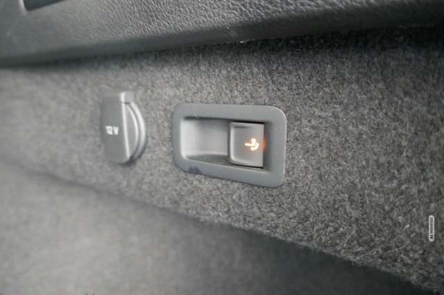 Volkswagen Passat Alltrack Passat Variant 2.0 TDI DSG 4Motion Alltrack AHK