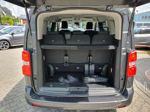 Toyota Proace 2,2-l-D L1 (8-Si.) Autm. Verso Teamplayer