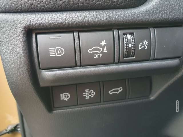 Toyota Land Cruiser 2.8 D-4D Mild-Hybrid Automatik Executive (250/J25)