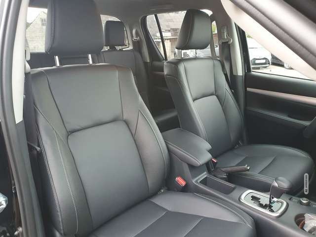Toyota Hilux 4x4 Double Cab MHEV Autm. Executive (AN1P)