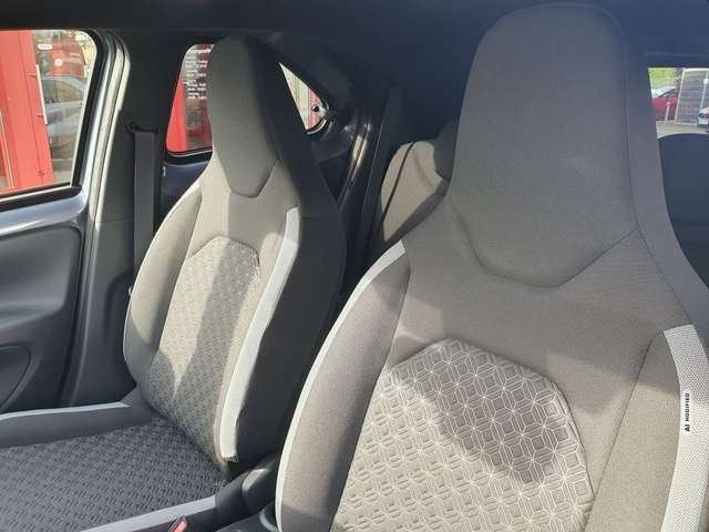 Toyota Aygo X Teamplayer (AB7)
