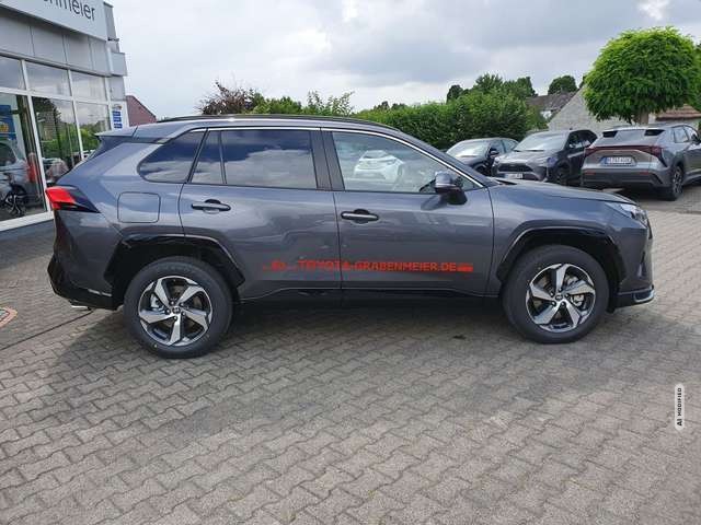 Toyota RAV 4 Plug-in-Hybrid Teamplayer (XA5)