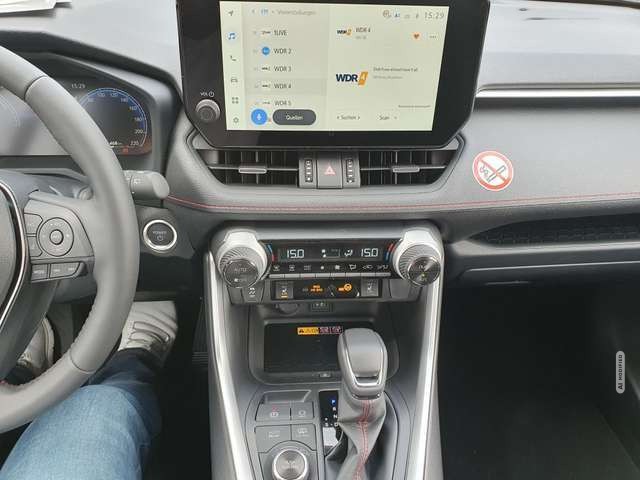 Toyota RAV 4 Plug-in-Hybrid Teamplayer (XA5)