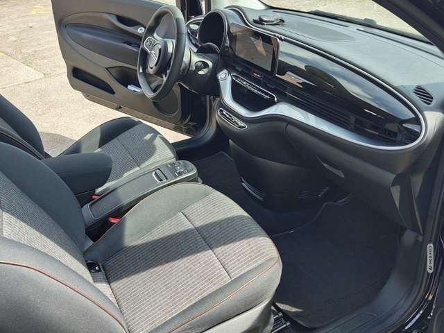 Fiat 500e 3+1 Icon 42kwh Klimaautomatik Bluetooth Klima
