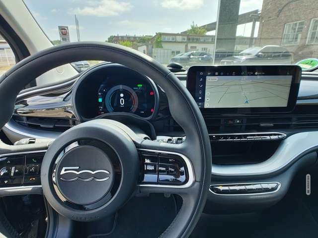 Fiat 500e 3+1 Icon 42kwh Klimaautomatik Bluetooth Klima