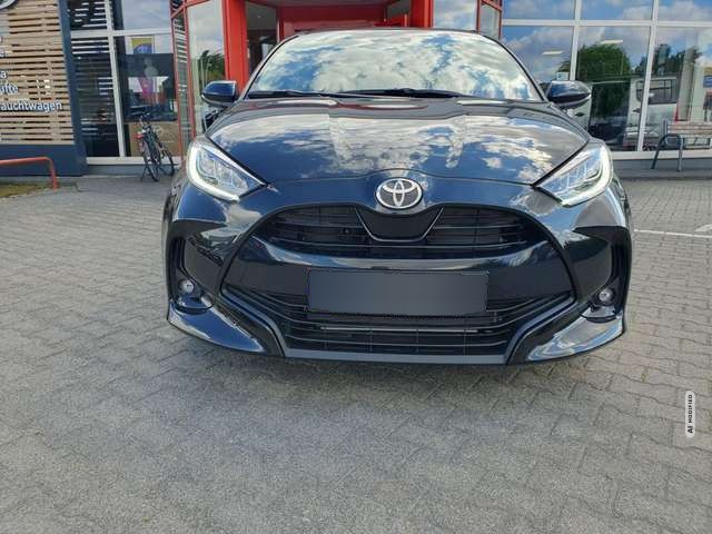 Toyota Yaris Hybrid 116 1.5 VVT-i Teamplayer + Comfort-Paket